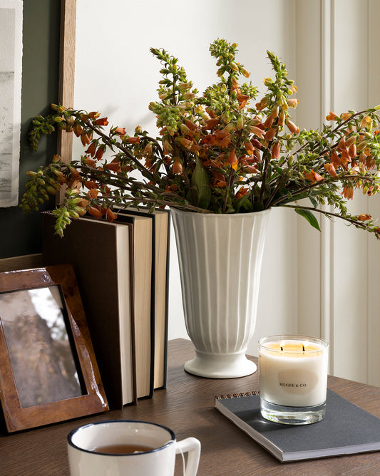 Vase sur pied de Delphes